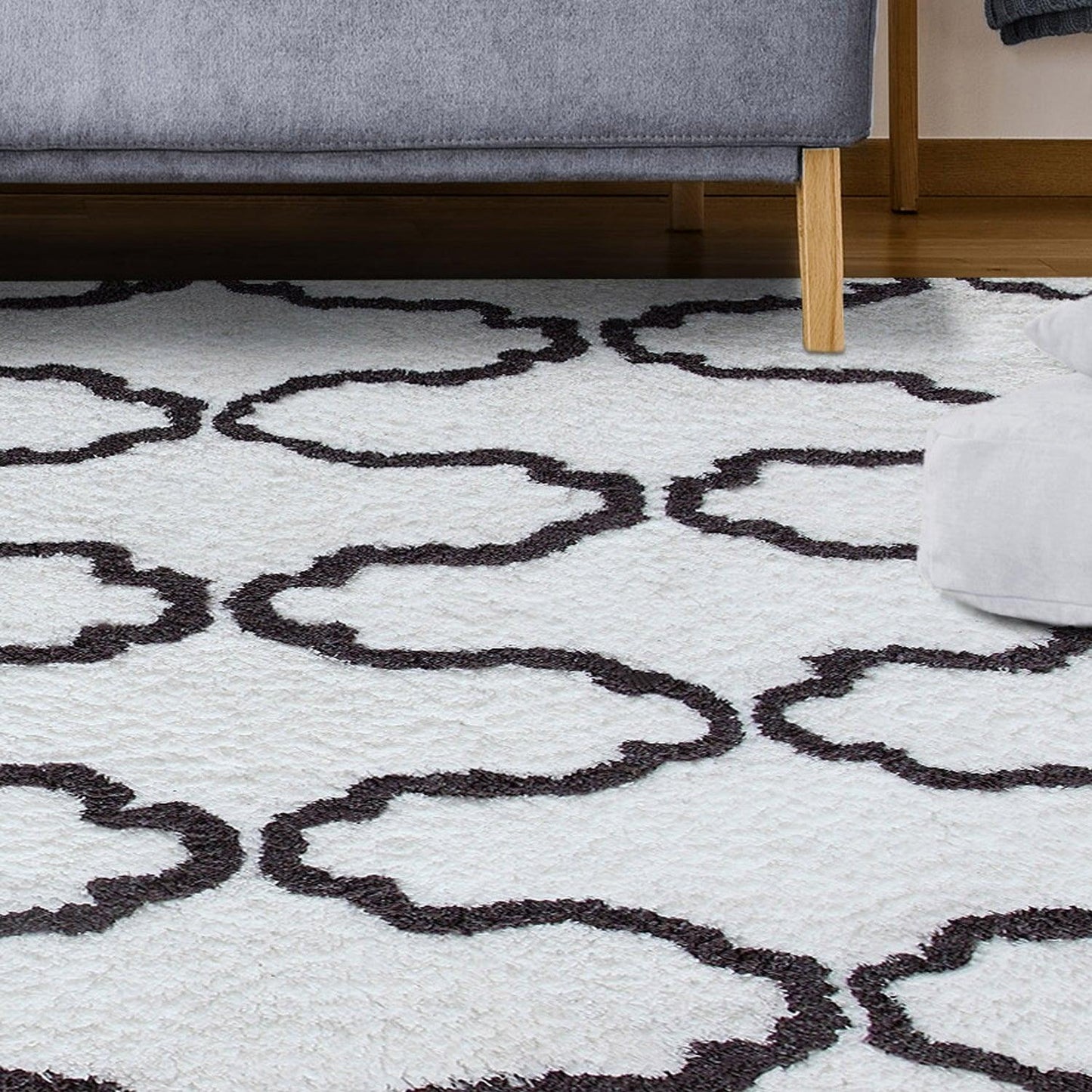  Superior Hand-Tufted Trellis Shag Area Rug -  White/Grey