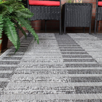Superior Grayson Geometric Striped Modern Indoor/Outdoor Area Rug - Grey