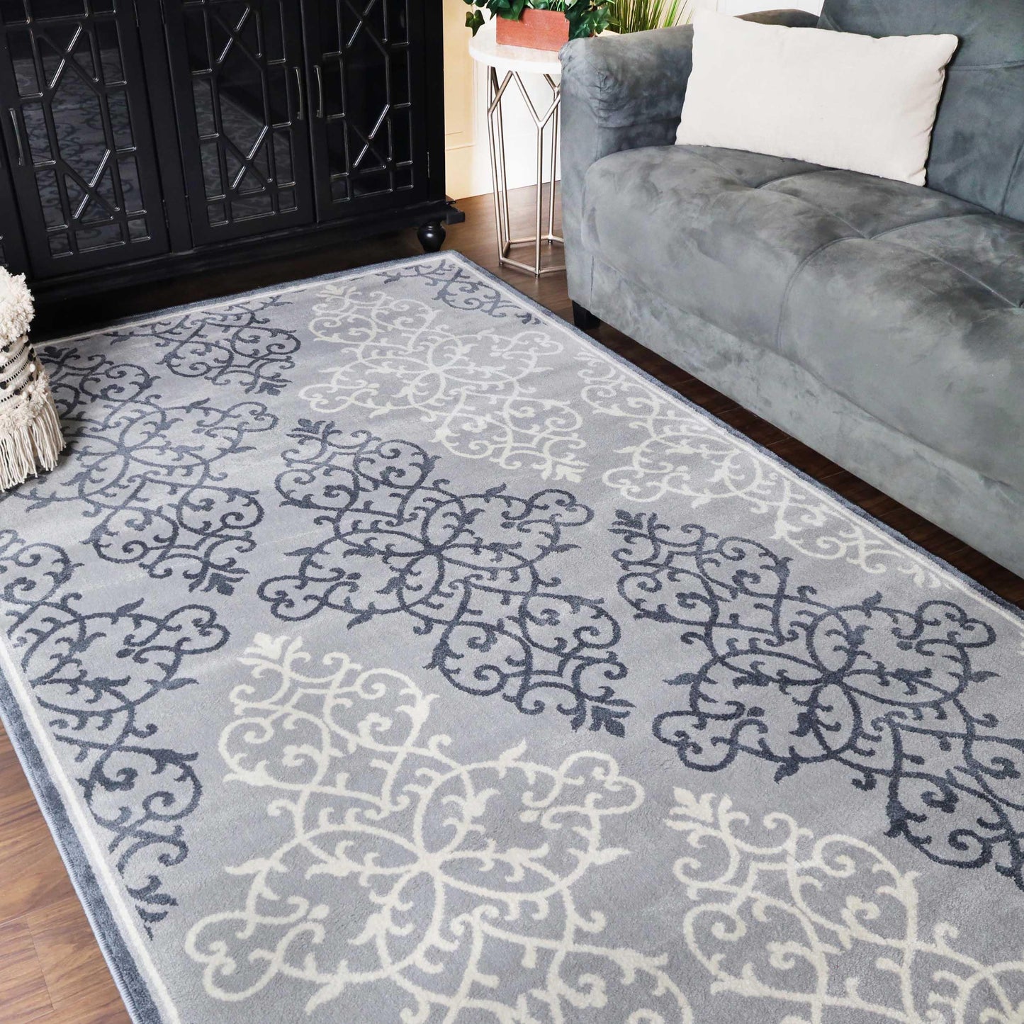 Superior Contemporary Medallion Indoor Area or Runner Rug - Platinum