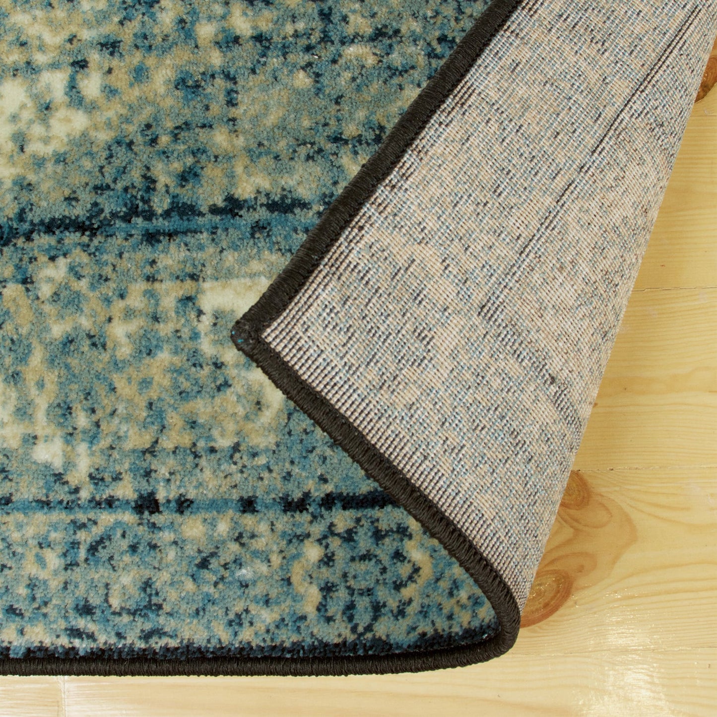 Superior Emily Traditional Oriental Floral Medallion Indoor Area Rug 