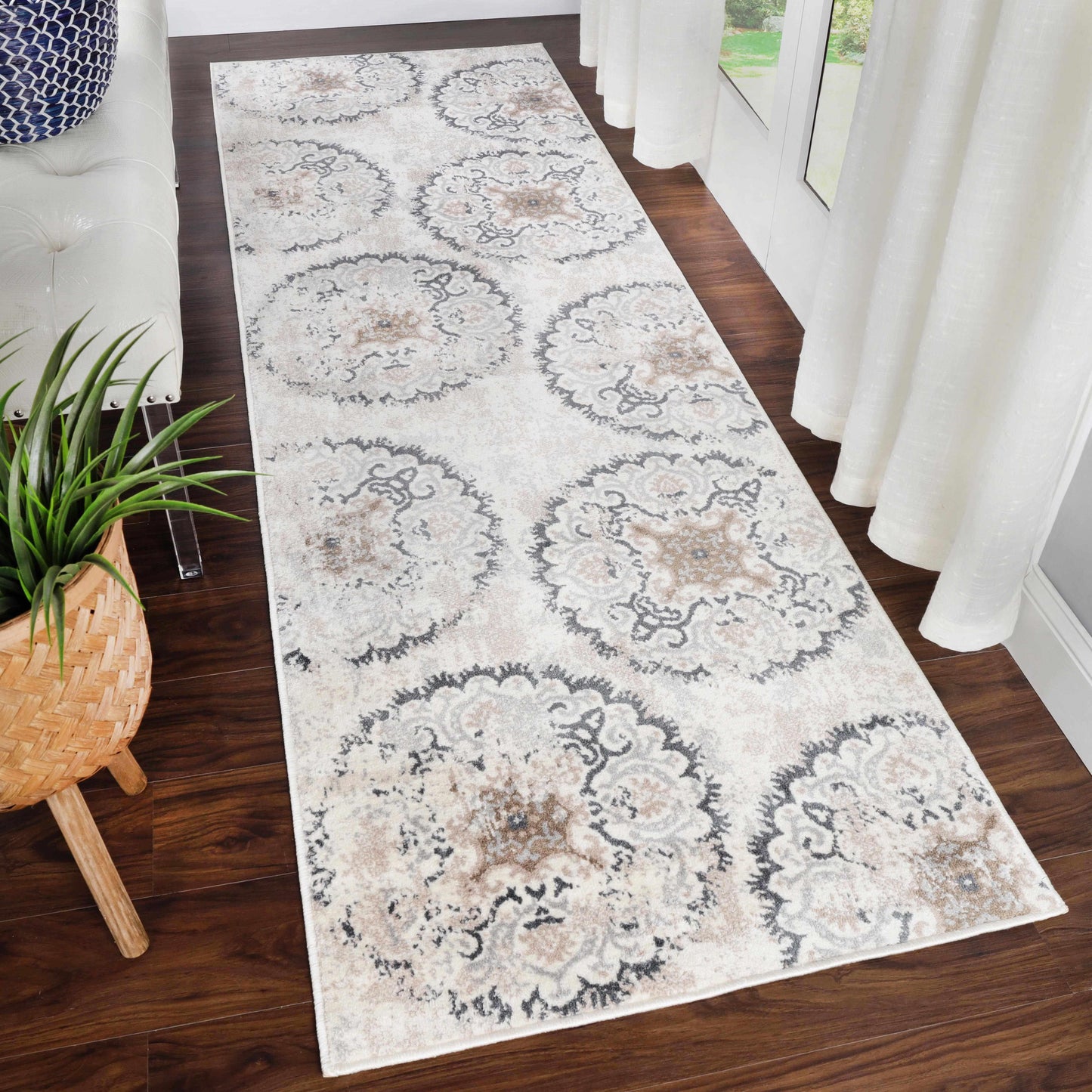 Superior Modern Distressed Medallion Indoor Area or Runner Rug - Ivory