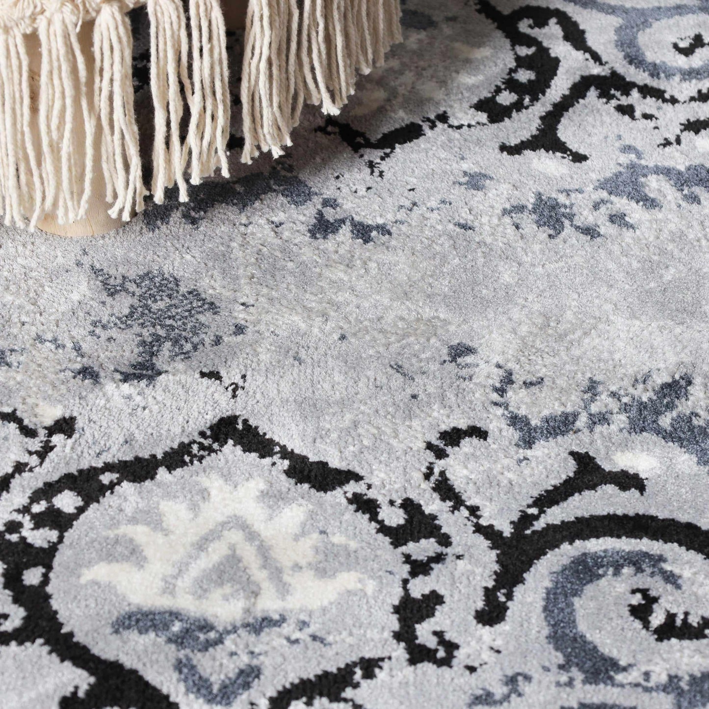 Superior Modern Distressed Medallion Indoor Area or Runner Rug - Platinum