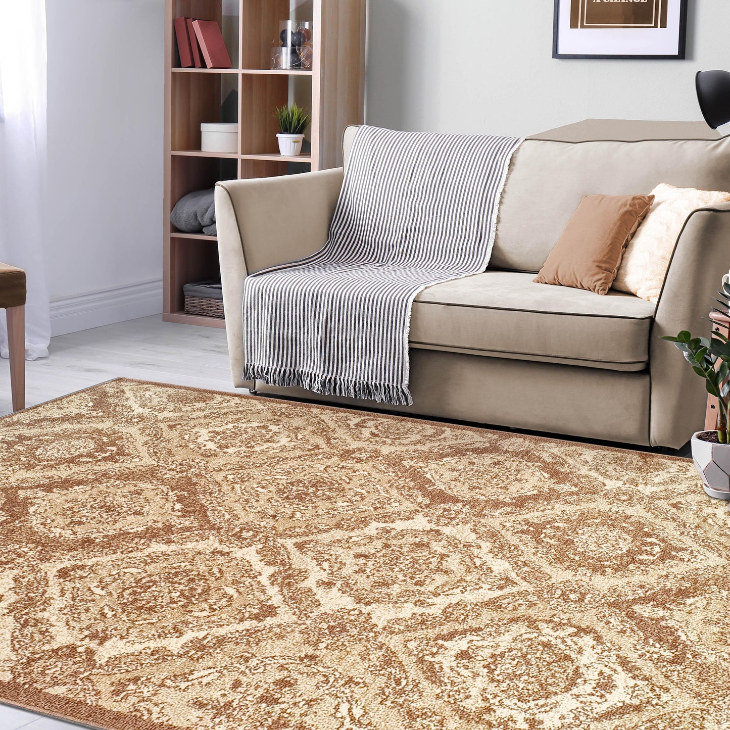  Superior Hayden Baroque Medallion Trellis Area Rug - Brown
