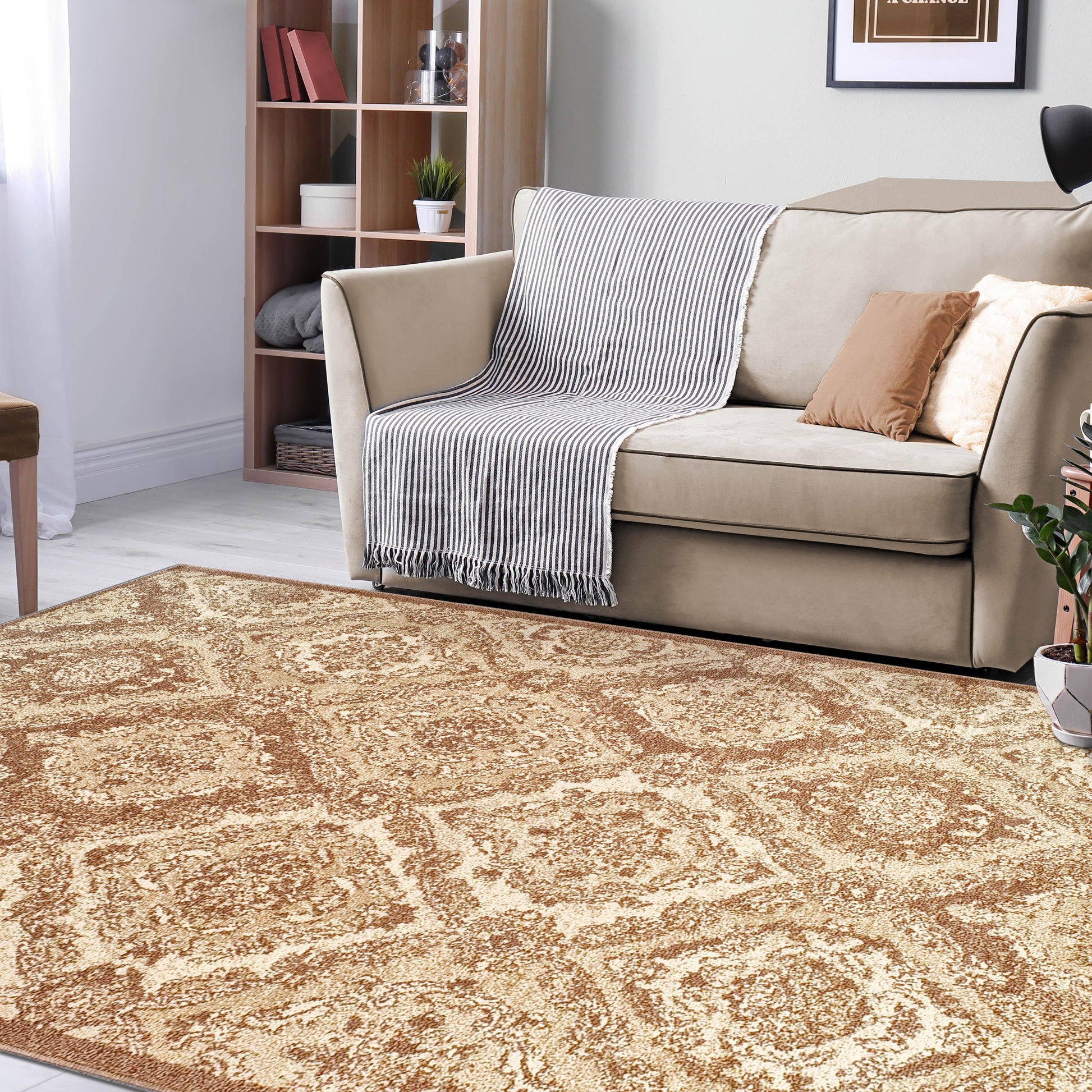  Superior Hayden Baroque Medallion Trellis Area Rug - Brown