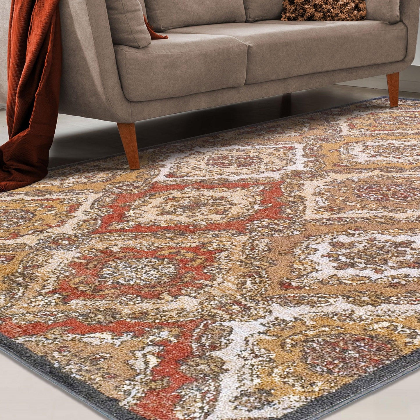  Superior Hayden Baroque Medallion Trellis Area Rug - Cream