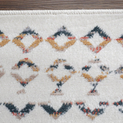 Superior Numair Abstract Geometric Diamonds Indoor Area Rug