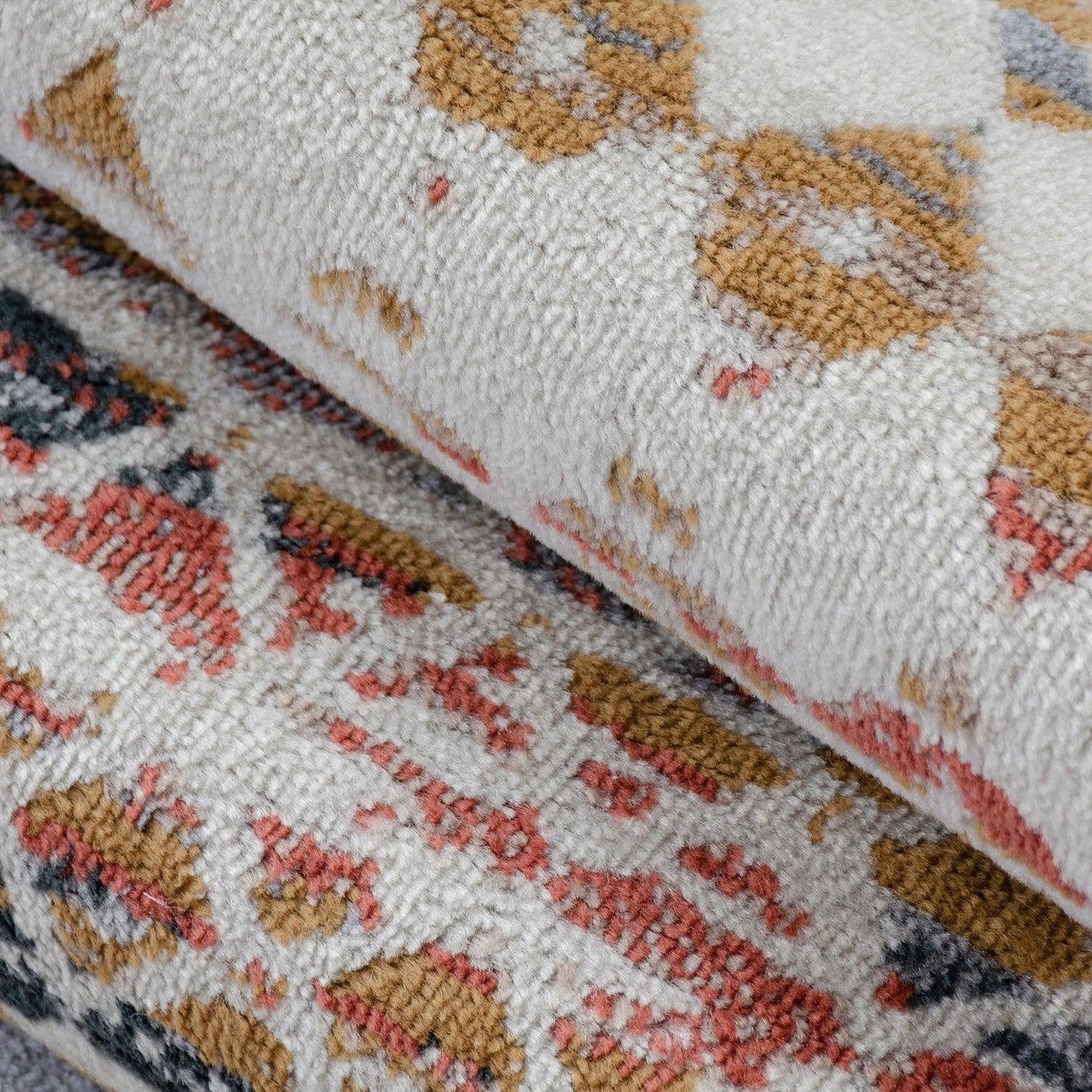 Superior Numair Abstract Geometric Diamonds Indoor Area Rug