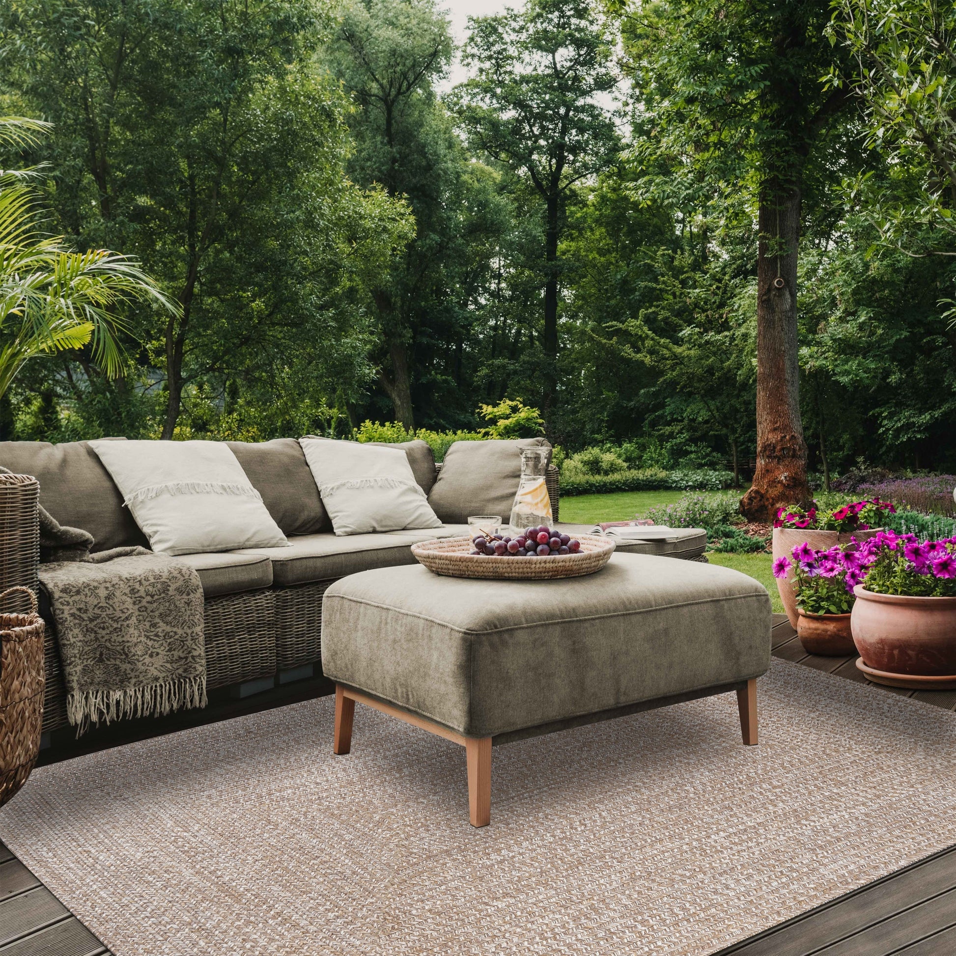 Multi Toned Braided Area Rug Bohemian Indoor Outdoor Rugs - Latte-White