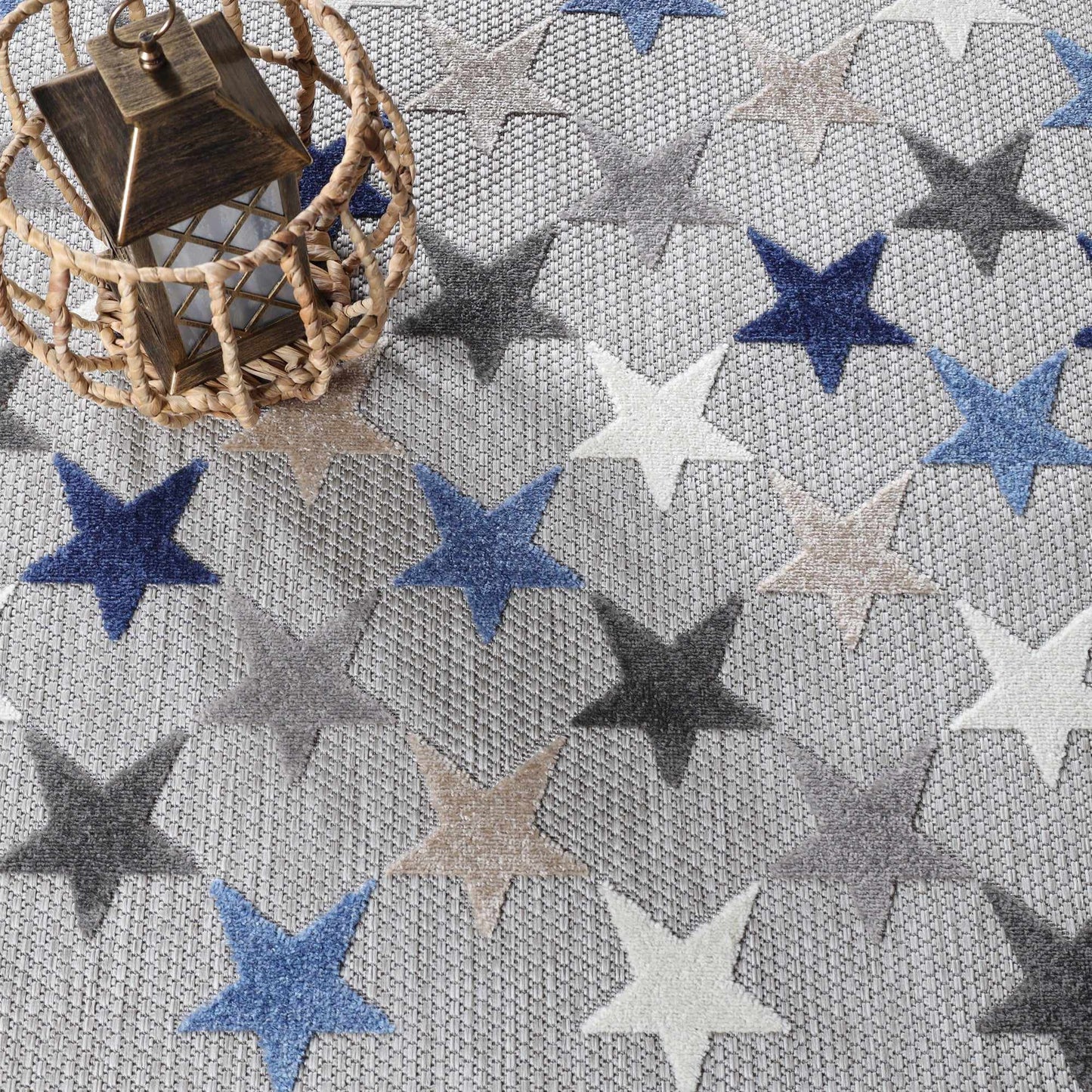 Superior Juniper Modern Stars Novelty Indoor/Outdoor Area Rug - Slate