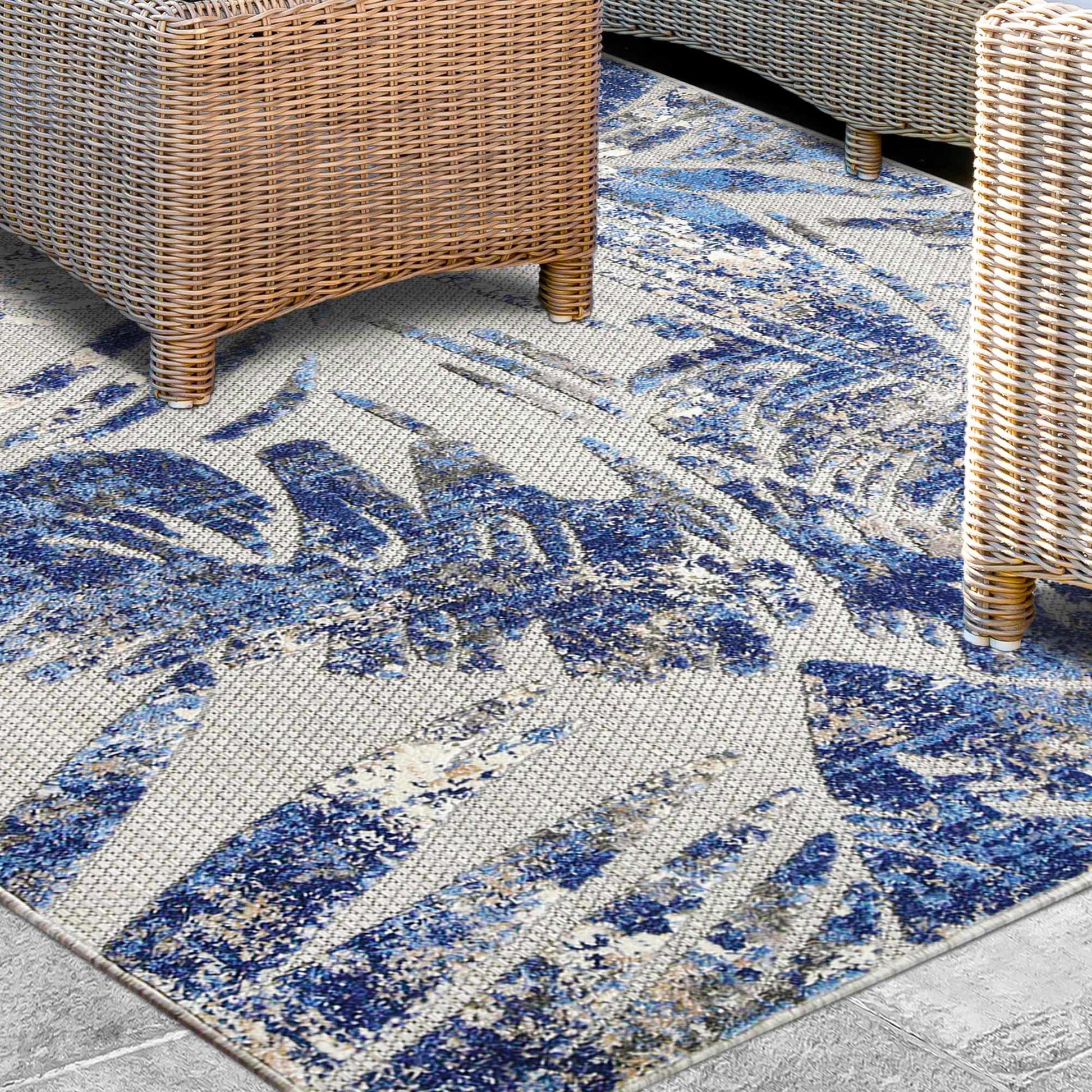  Superior Siesta Botanical Leaves Modern Indoor Outdoor Area Rug or Runner Rug - Grey