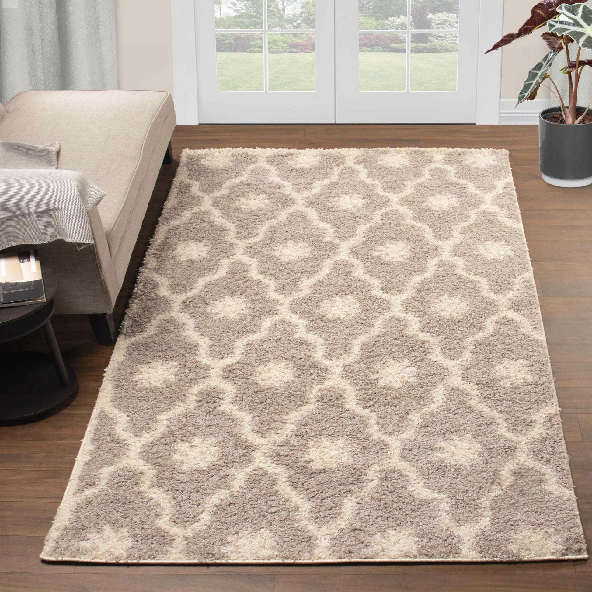  Alyssum Contemporary Geometric Trellis Indoor Shag Area Rug 
