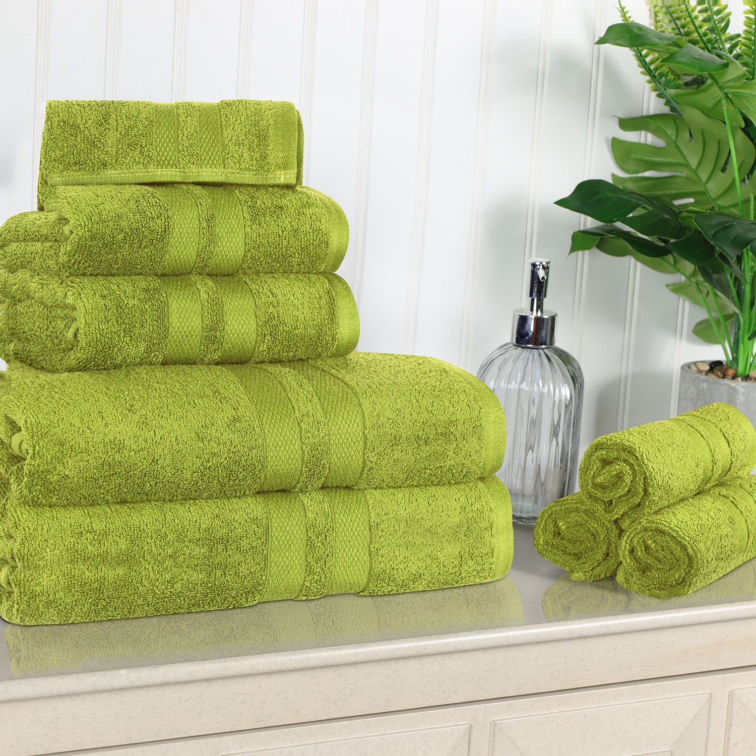 Superior Ultra Soft Cotton Absorbent Solid Assorted 8-Piece Towel Set - Celery