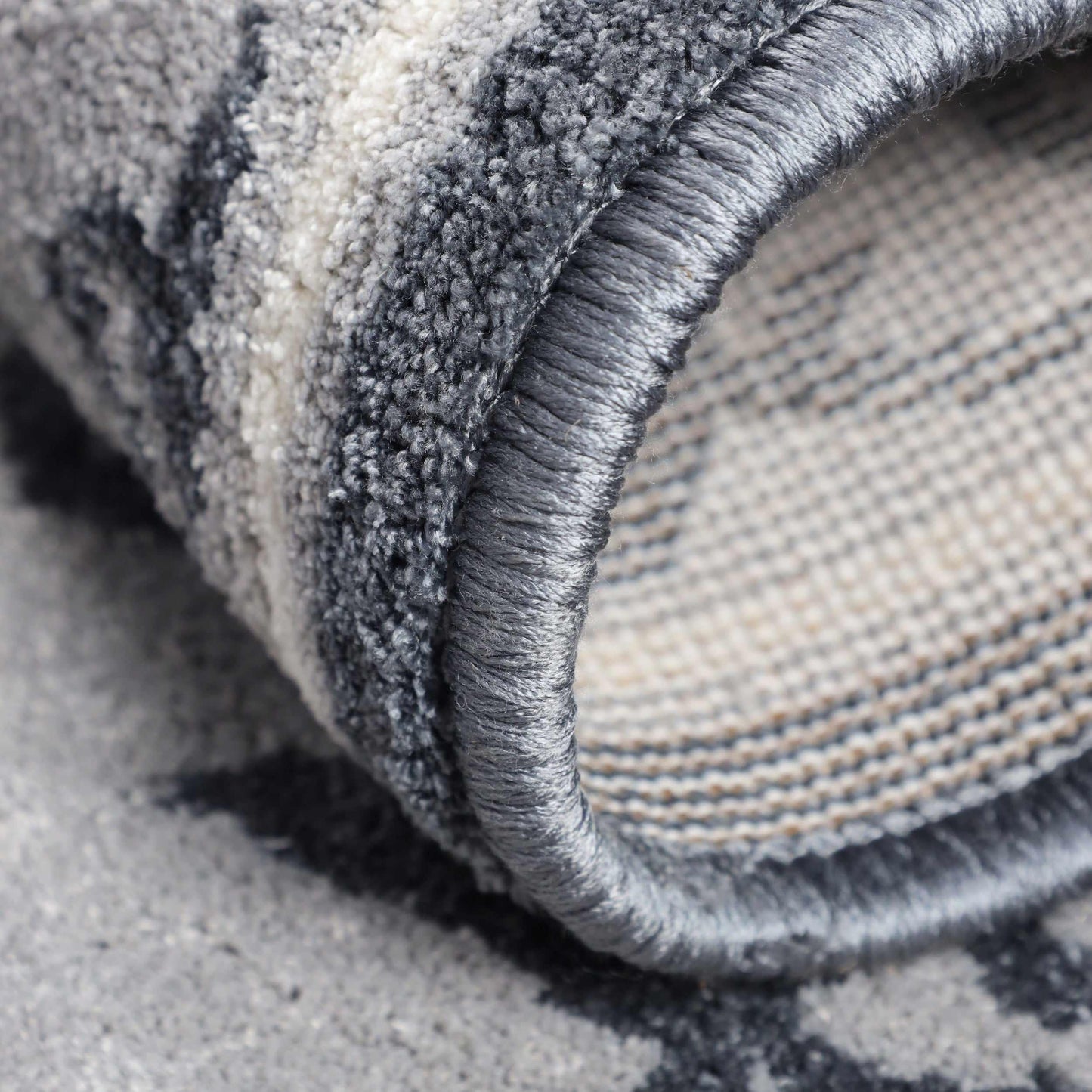 Superior Contemporary Medallion Indoor Area or Runner Rug - Platinum