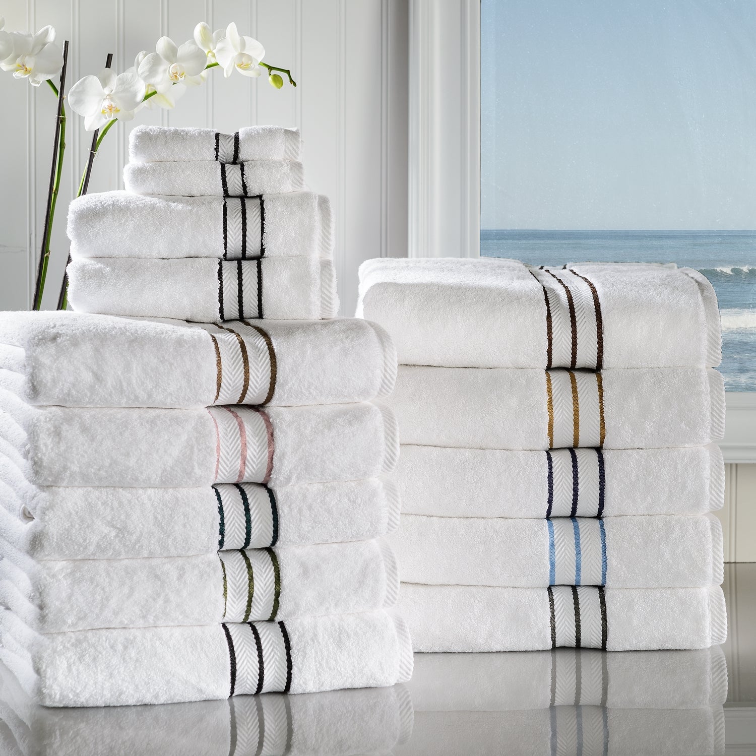 Ultra-Plush Turkish Cotton Hotel Collection Super Absorbent Solid Luxury Bathroom Set - Black