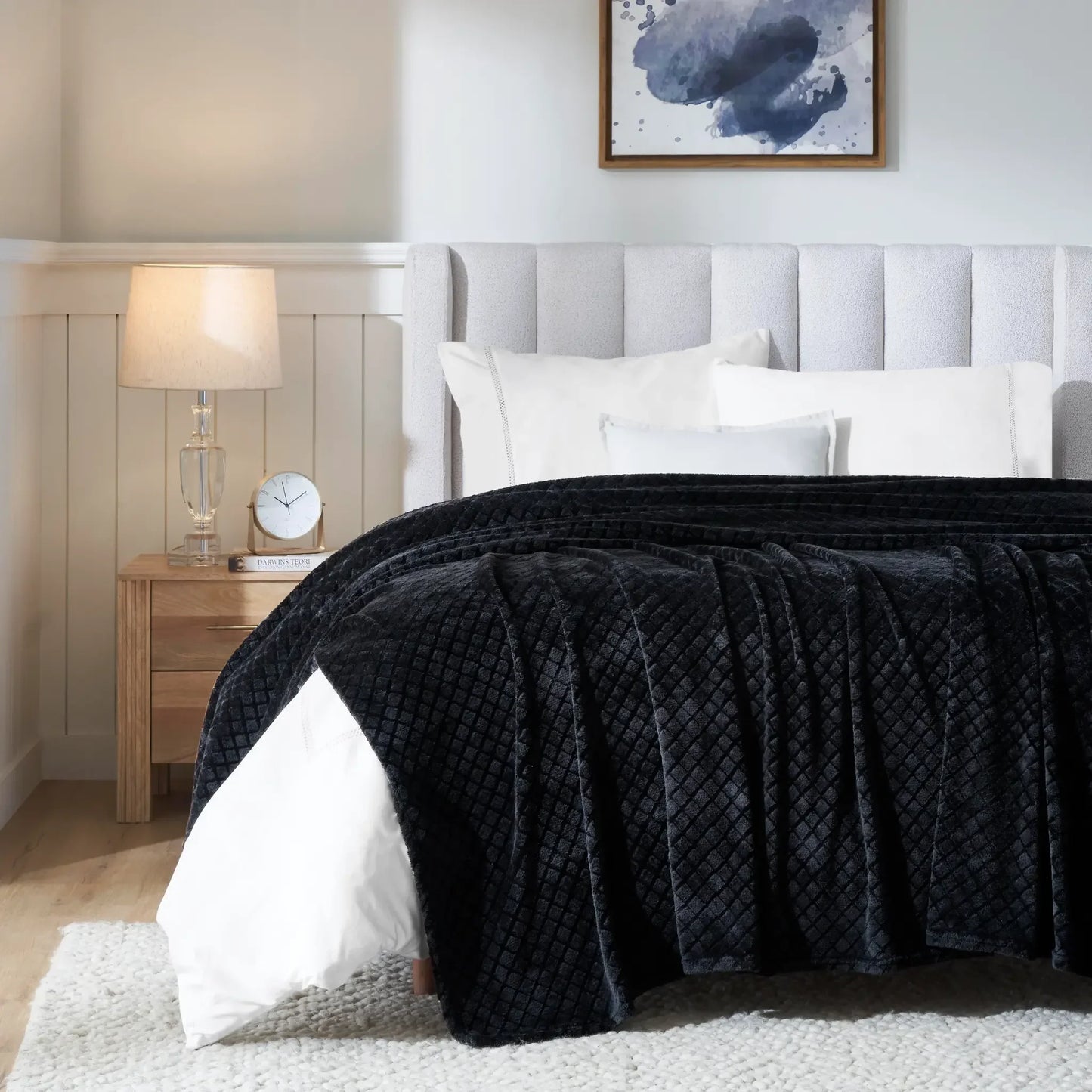 Alaska Diamond Fleece Plush Ultra-Soft Fluffy Blanket