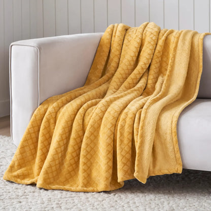Alaska Diamond Fleece Plush Ultra-Soft Fluffy Blanket