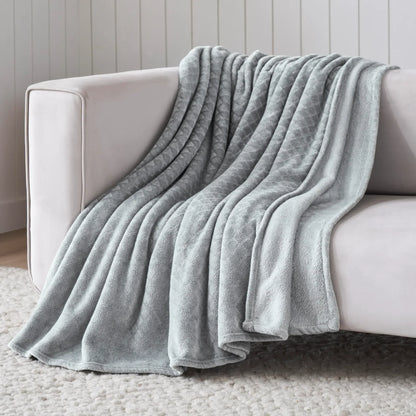 Alaska Diamond Fleece Plush Ultra-Soft Fluffy Blanket