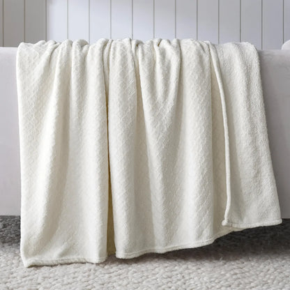 Alaska Diamond Fleece Plush Ultra-Soft Fluffy Blanket