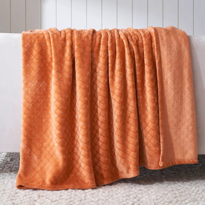 Alaska Diamond Fleece Plush Ultra-Soft Fluffy Blanket