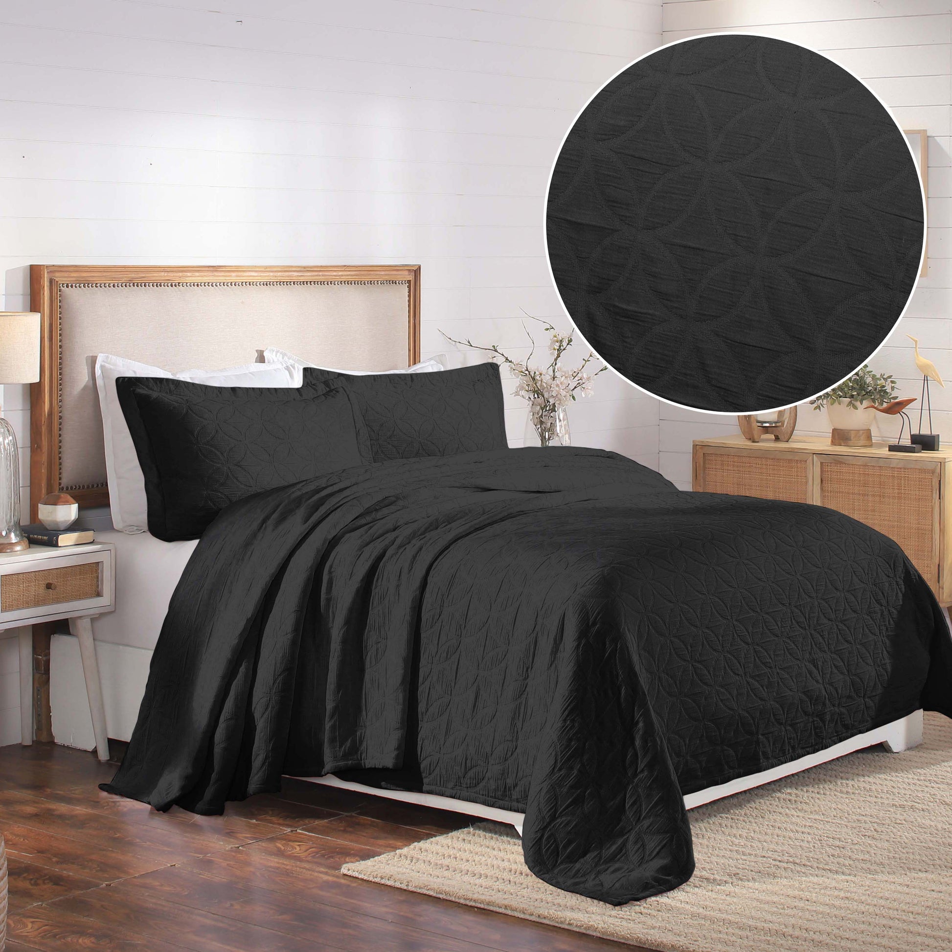 Serenity Cotton Matelasse Weave Jacquard Celtic Circle Bedspread Set - Black