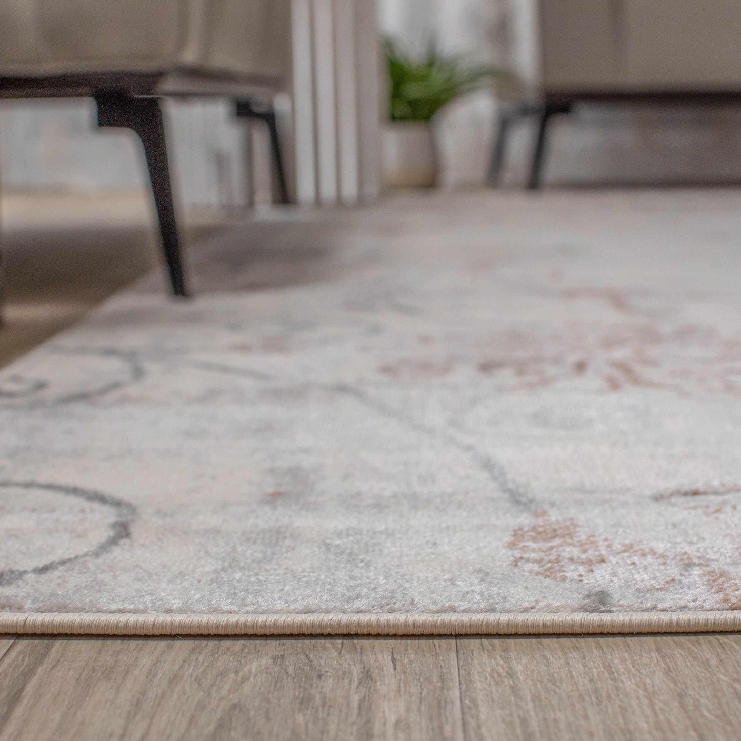 Superior Briony Modern Floral Area Rug - Hazelnut