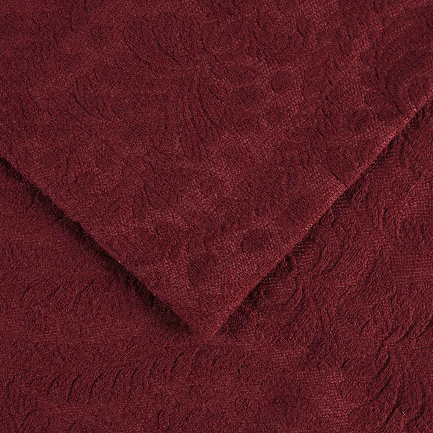 Aspen Cotton Blend Jacquard Floral Scalloped Edge Bedspread Set - Burgundy