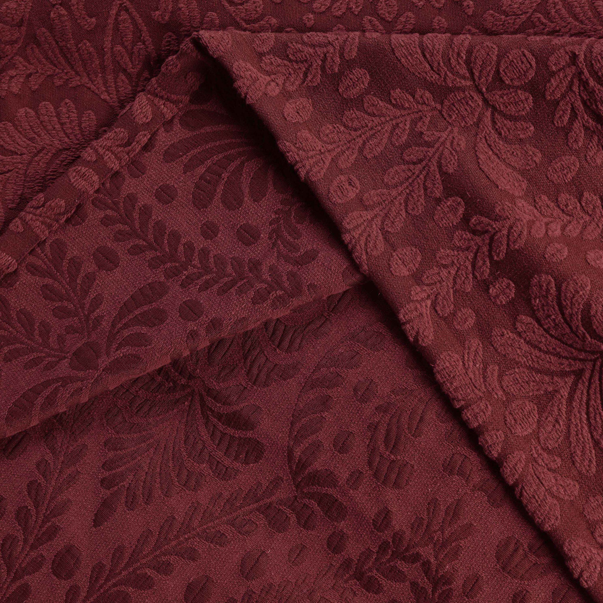 Aspen Cotton Blend Jacquard Floral Scalloped Edge Bedspread Set - Burgundy