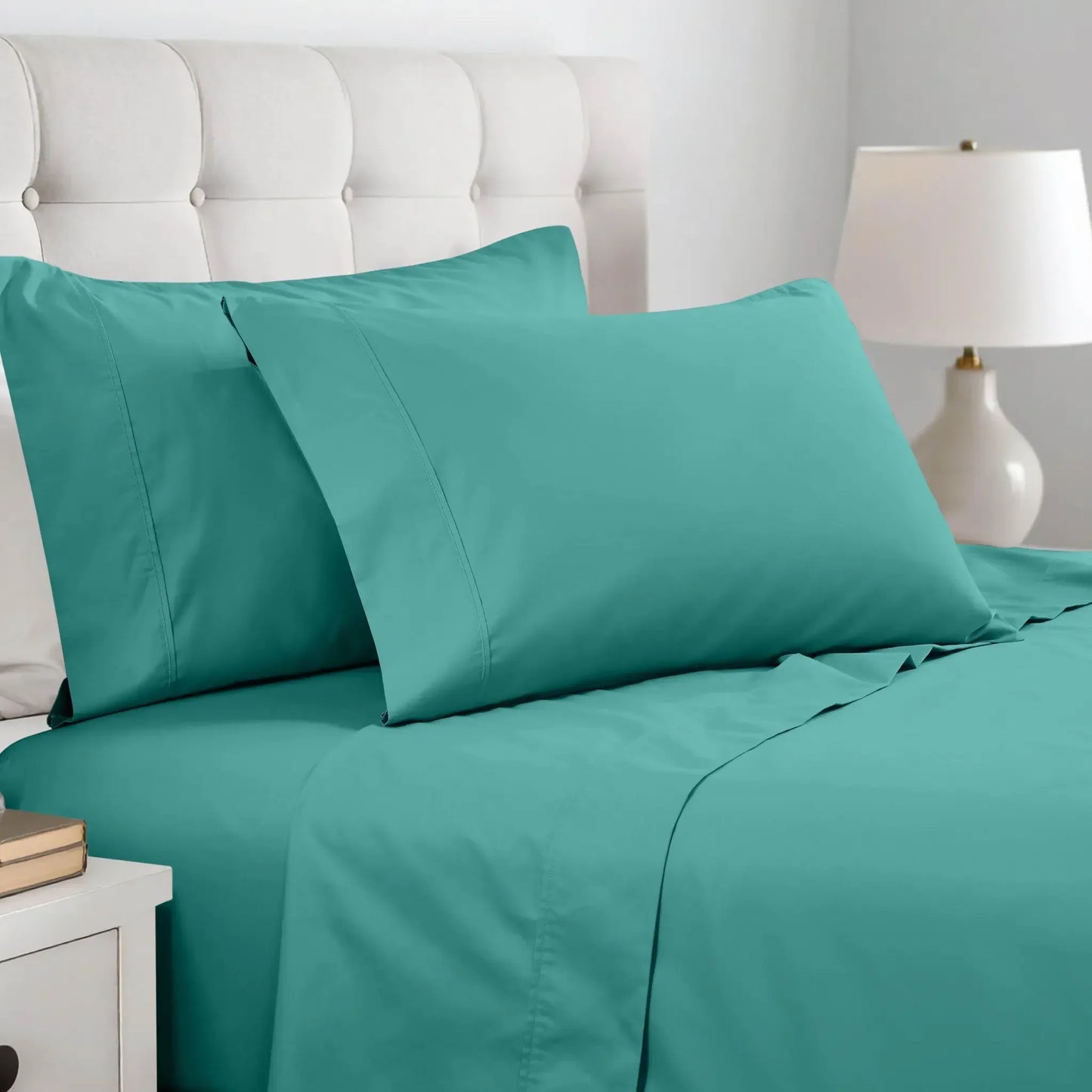 600 Thread Count Cotton Blend Solid Pillowcase Set