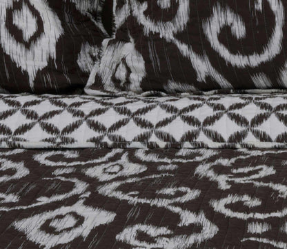 Cambridge Ikat 3-Piece Quilt Set - Brown