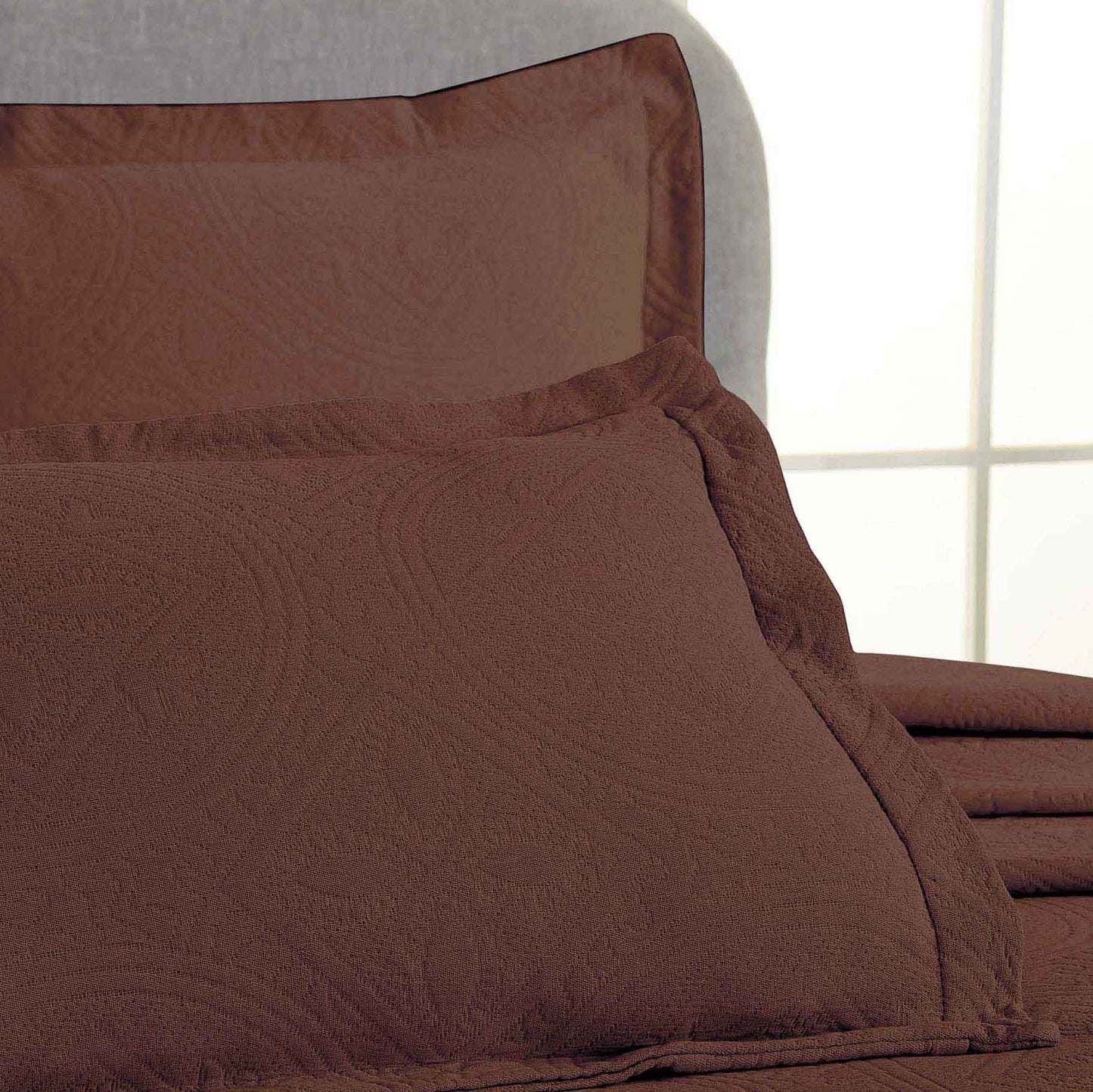 Celtic Circle Cotton Jacquard Matelasse Bedspread Set - Cappucino