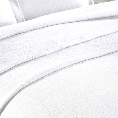 Celtic Circle Cotton Jacquard Matelasse Bedspread Set - White