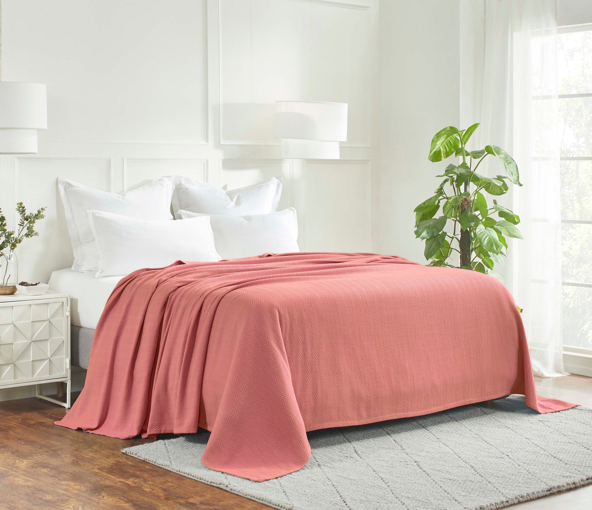 Chevron All-Season Cotton Blanket - Coral