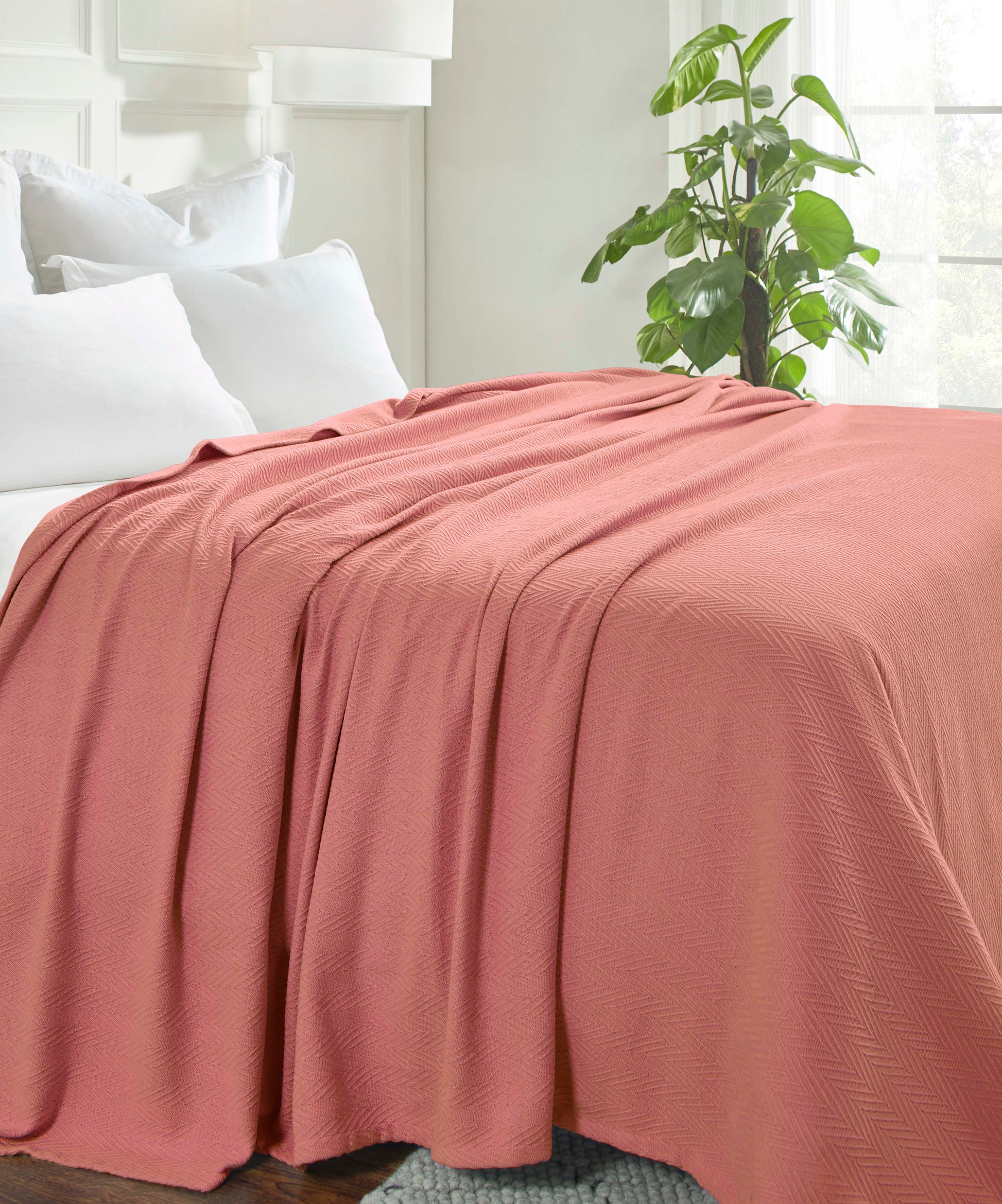 Chevron All-Season Cotton Blanket - Coral
