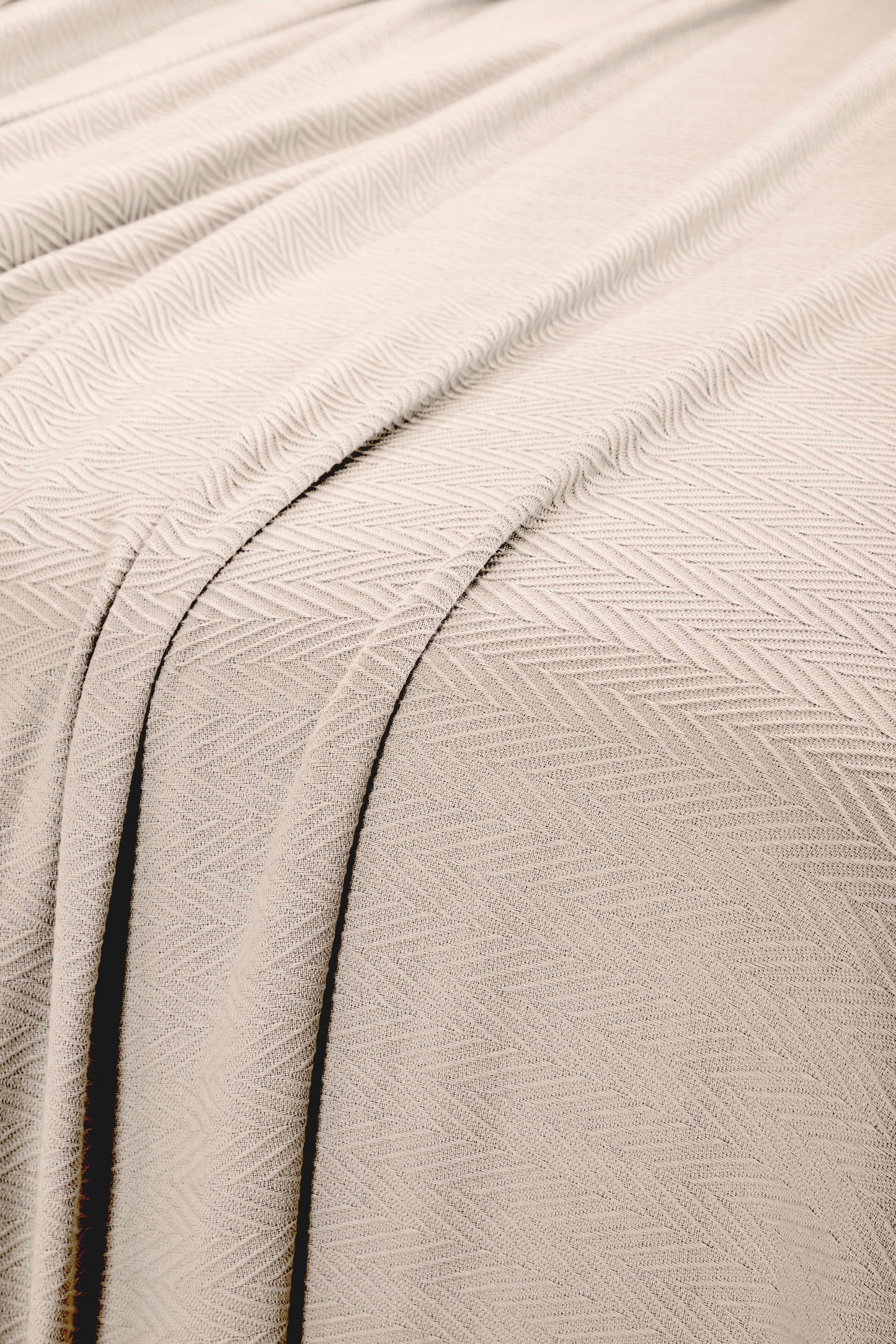Chevron All-Season Cotton Blanket - Ivory