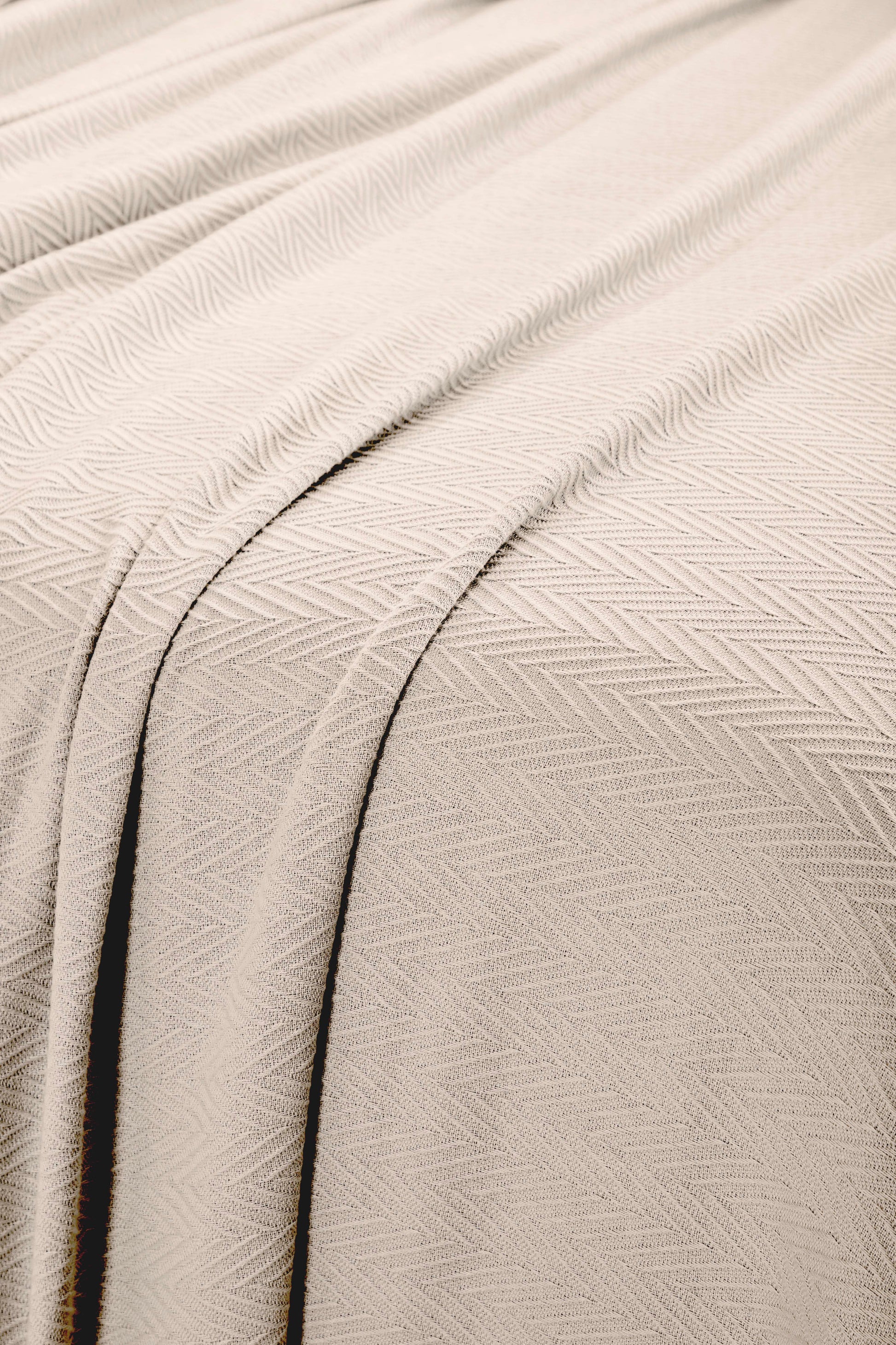 Chevron All-Season Cotton Blanket - Ivory