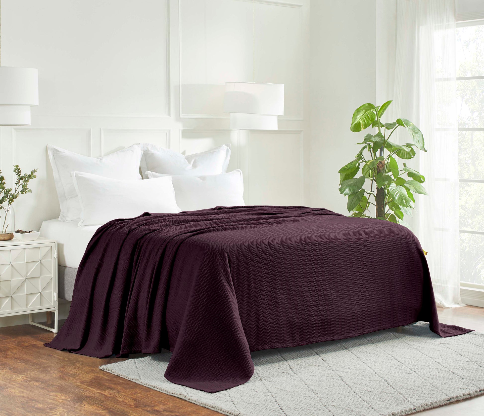Chevron All-Season Cotton Blanket - Plum
