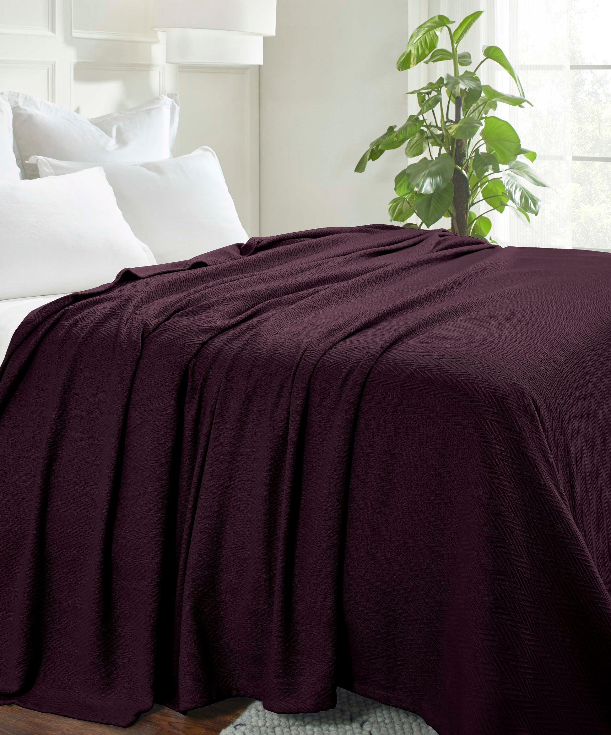 Chevron All-Season Cotton Blanket - Plum