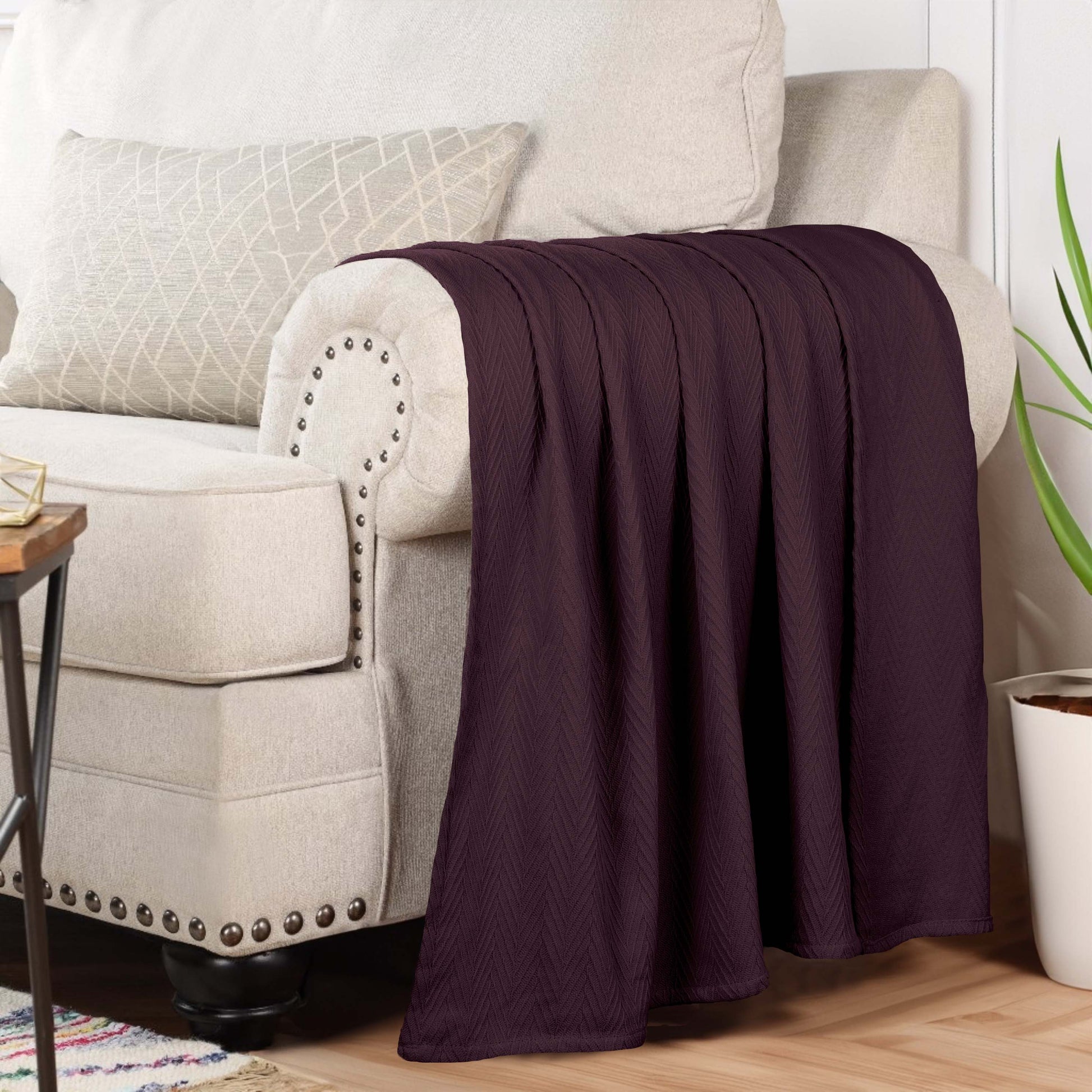 Chevron All-Season Cotton Blanket - Plum