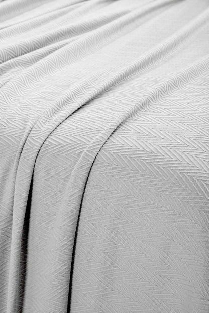 Chevron All-Season Cotton Blanket - SIlver