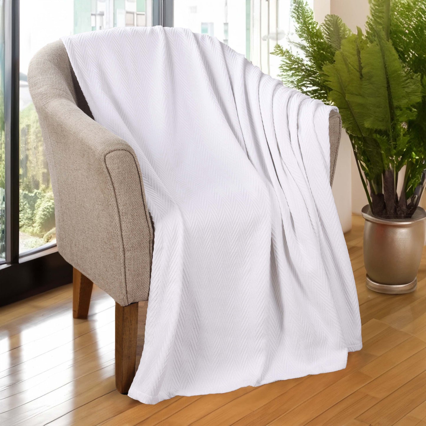 Chevron All-Season Cotton Blanket - White