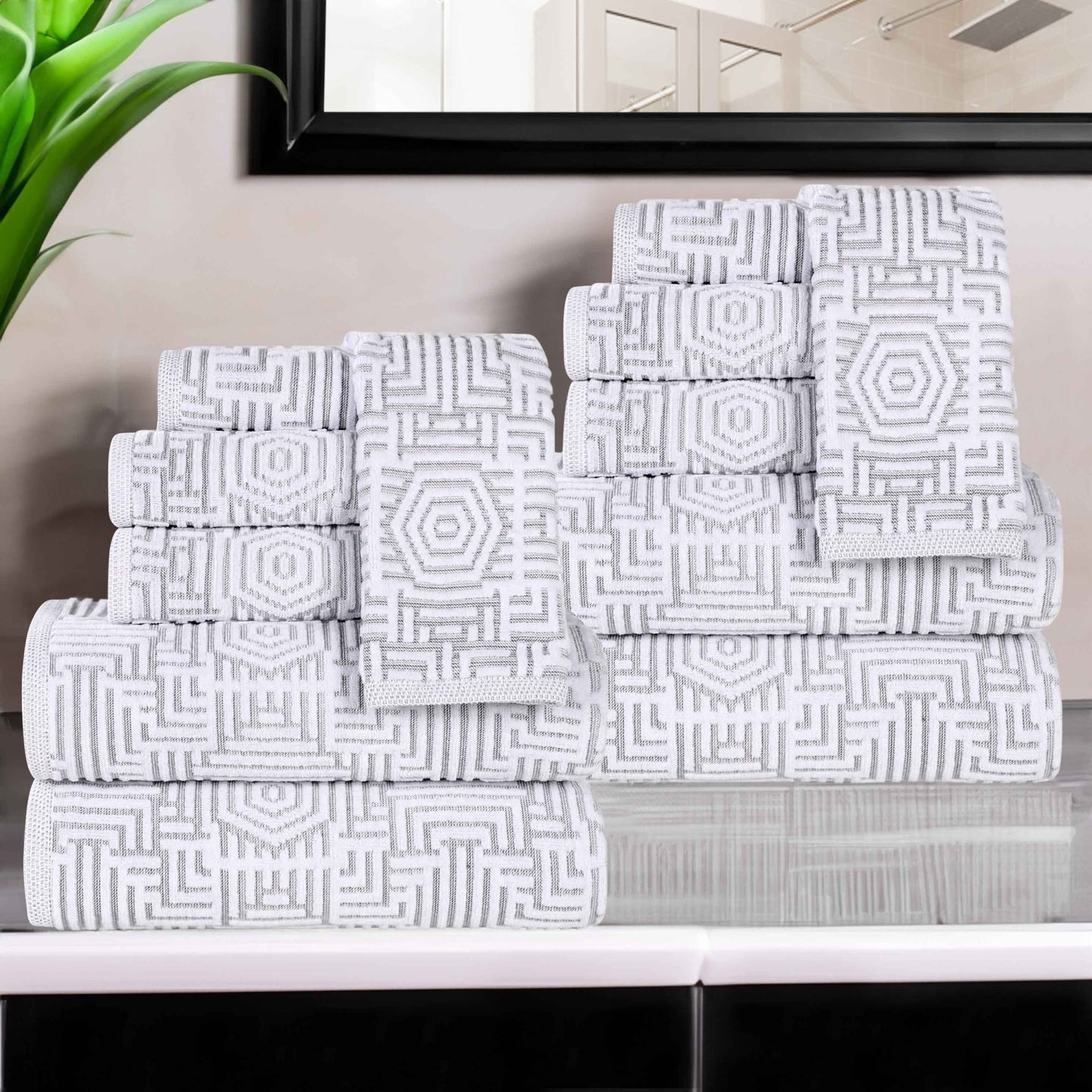 Cotton Modern Geometric Jacquard Plush Absorbent 12 Piece Towel Set - Platinum