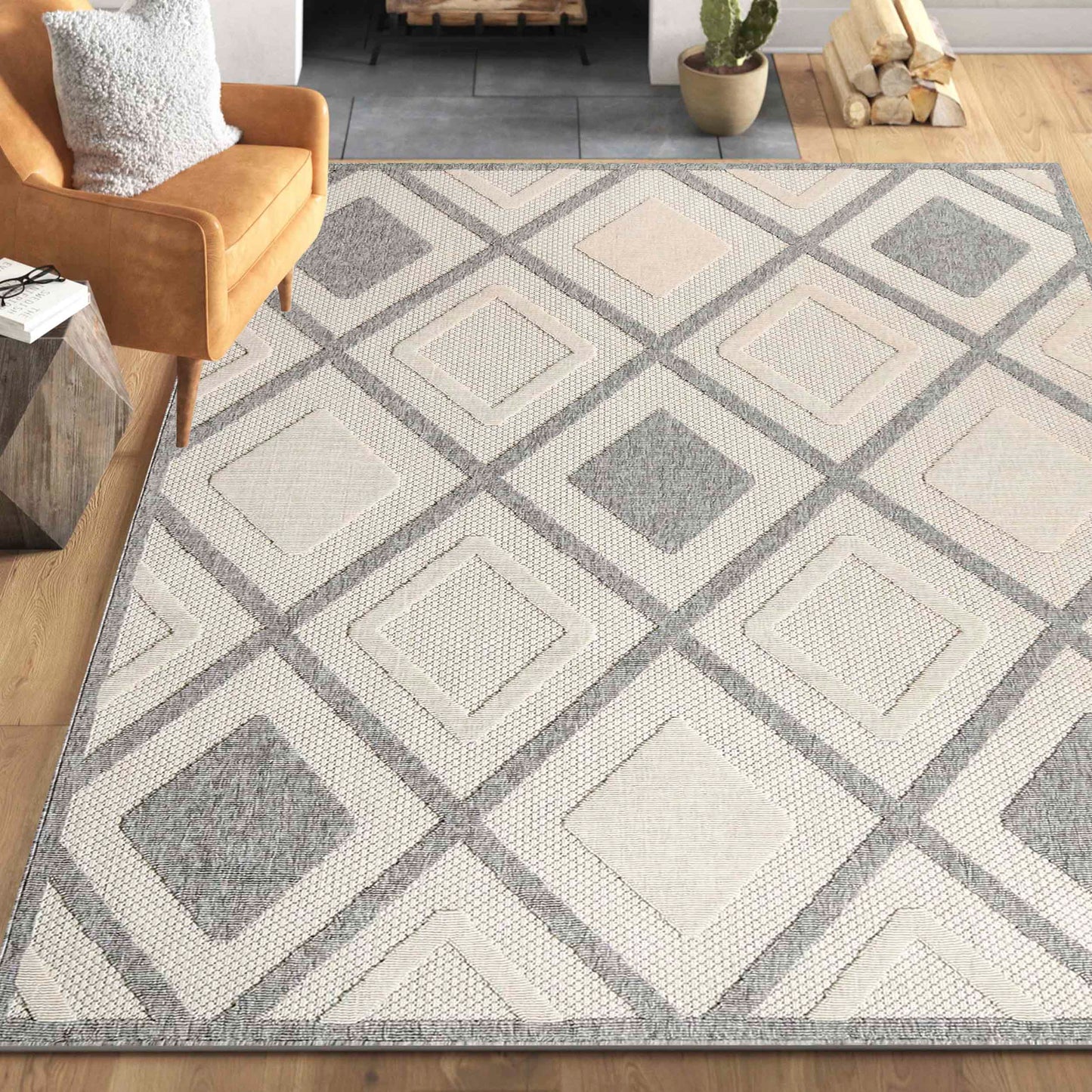 Superior Daelyn Modern Diamond Lattice Indoor/Outdoor Area Rug - Cream