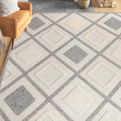 Superior Daelyn Modern Diamond Lattice Indoor/Outdoor Area Rug - Cream