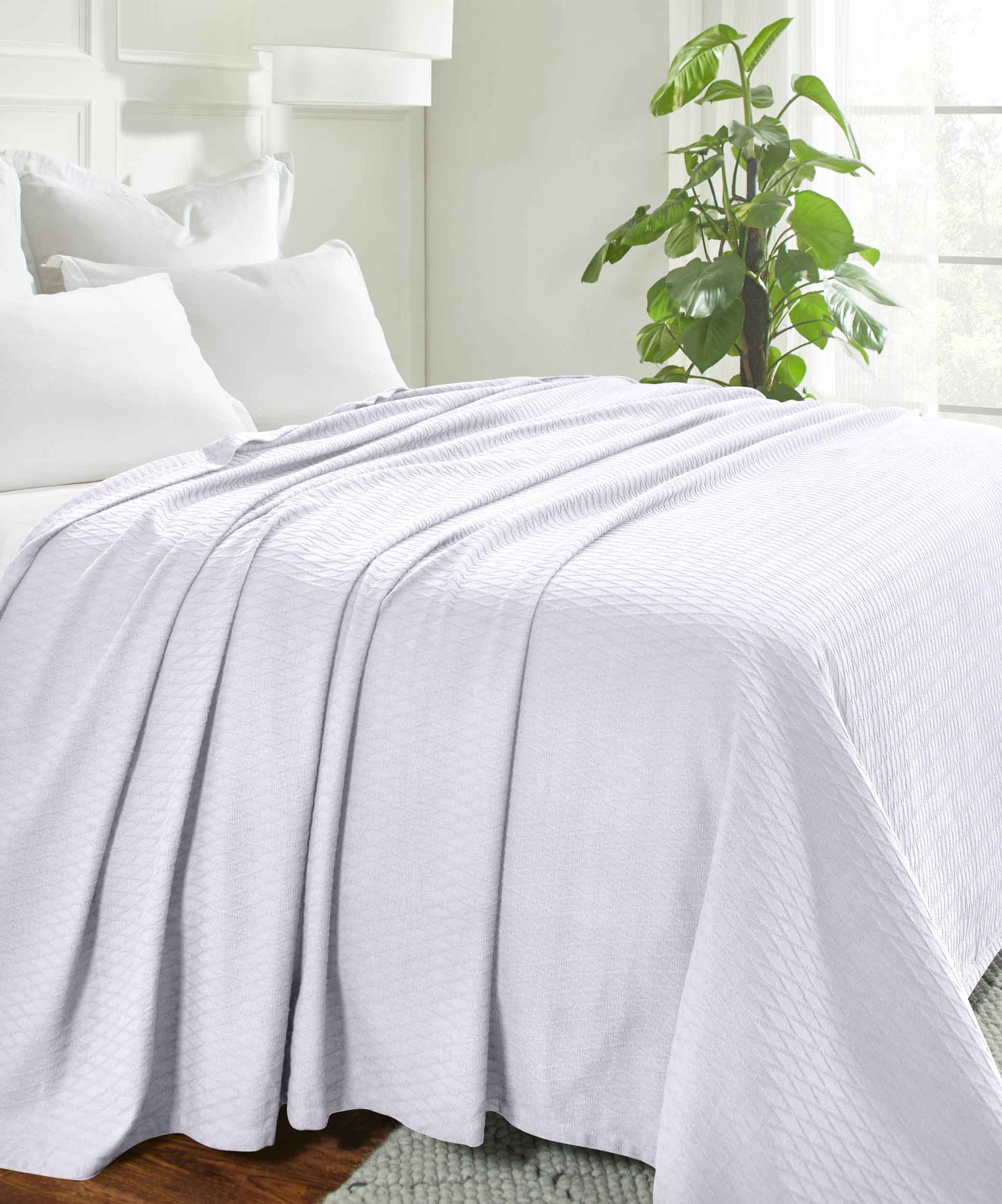 Diamond All-Season Cotton Blanket - White