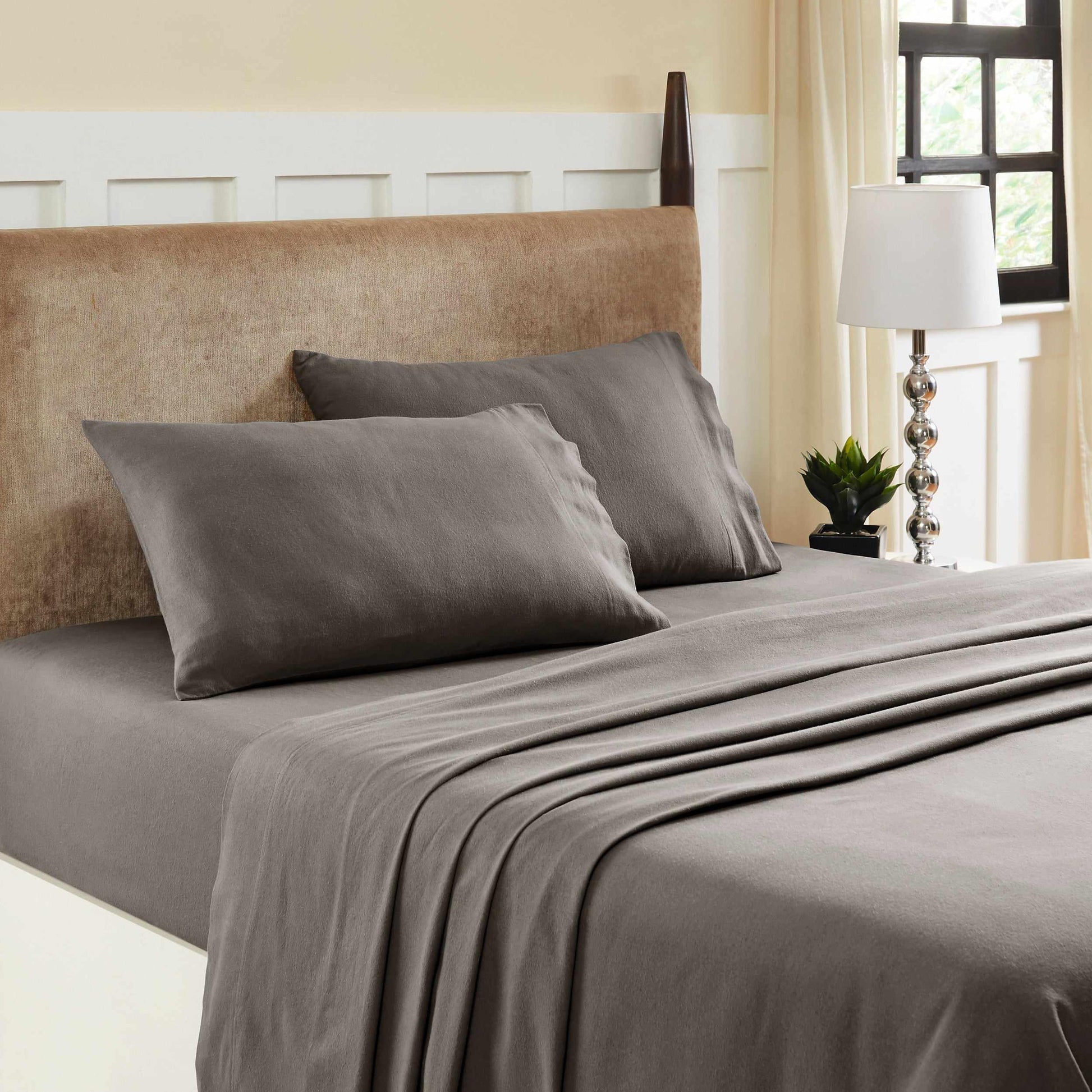 Fleur-de-Lis Cotton Flannel 2-Piece Pillowcase Set - Charcoal