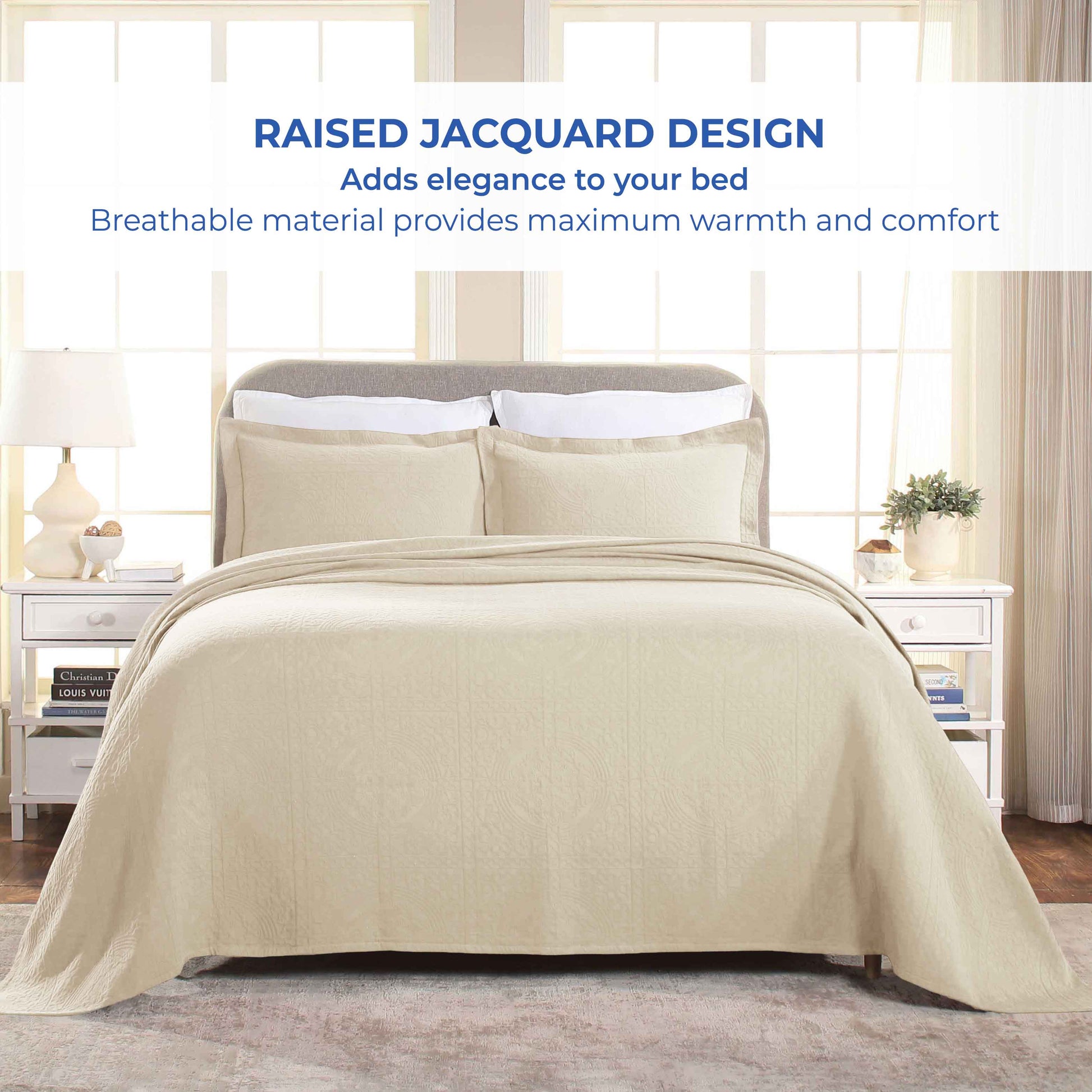 Fluer De Lis Jacquard Matelassé Cotton Medallion Bedspread Set - Ivory