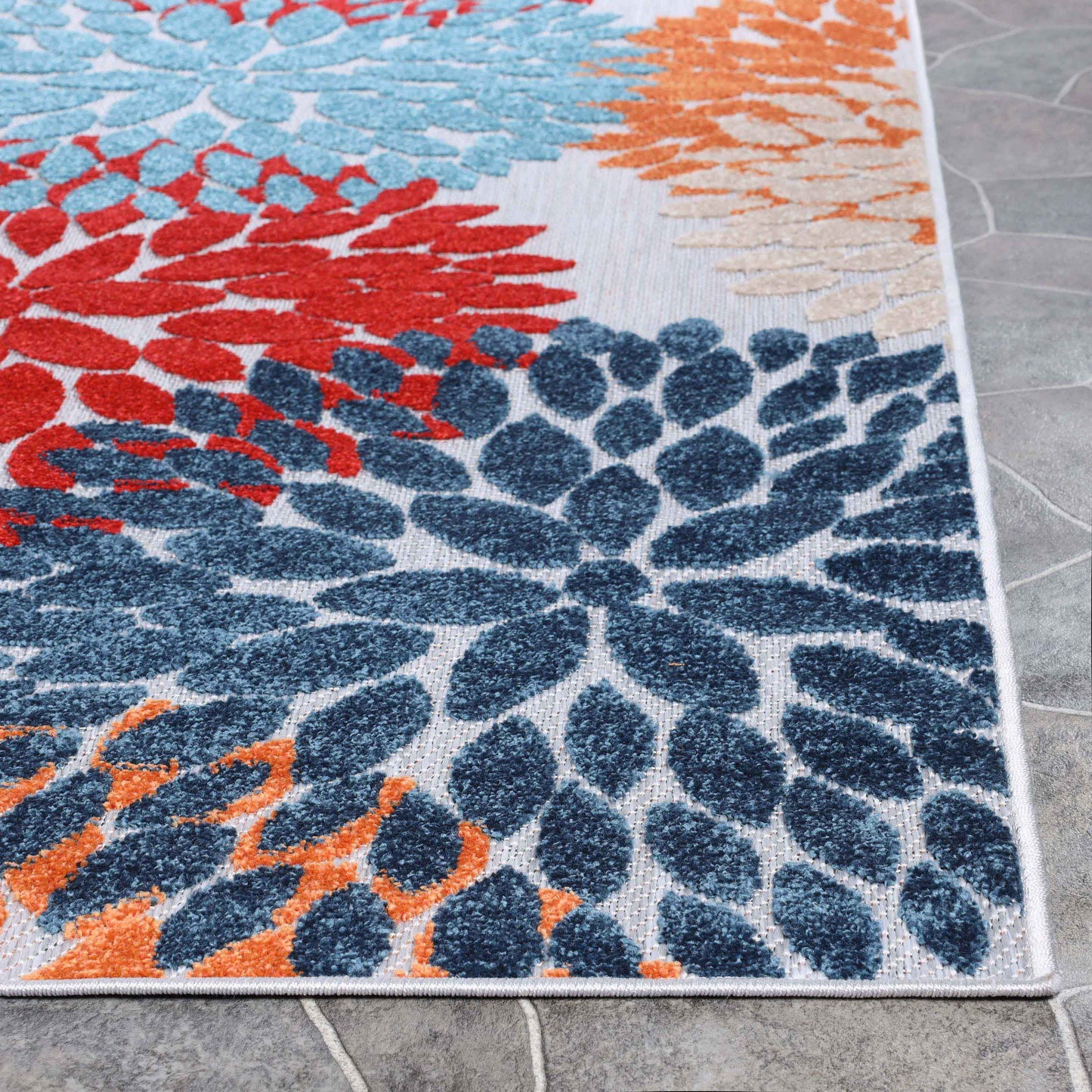 Hydrangea Floral Medallion Indoor Outdoor Area Rug - Multicolor