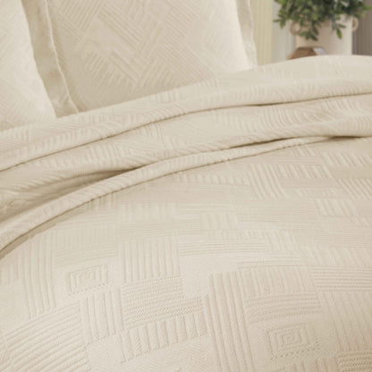 Cotton Jacquard Matelassé Scalloped Geometric Fret Bedspread Set - Ivory