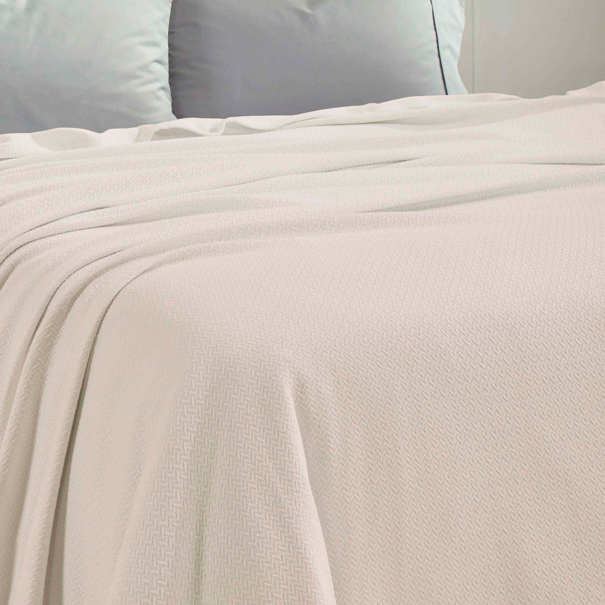 Nobel Cotton Textured Jacquard Chevron Lightweight Woven Blanket - Ivory