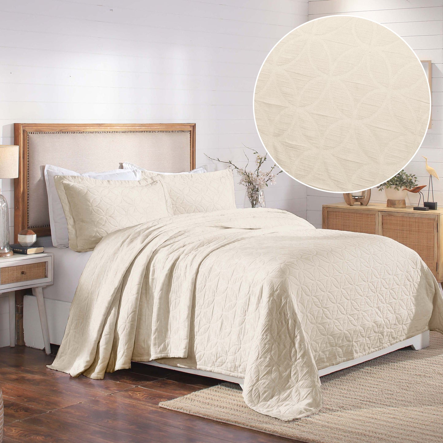 Serenity Cotton Matelasse Weave Jacquard Celtic Circle Bedspread Set - Ivory